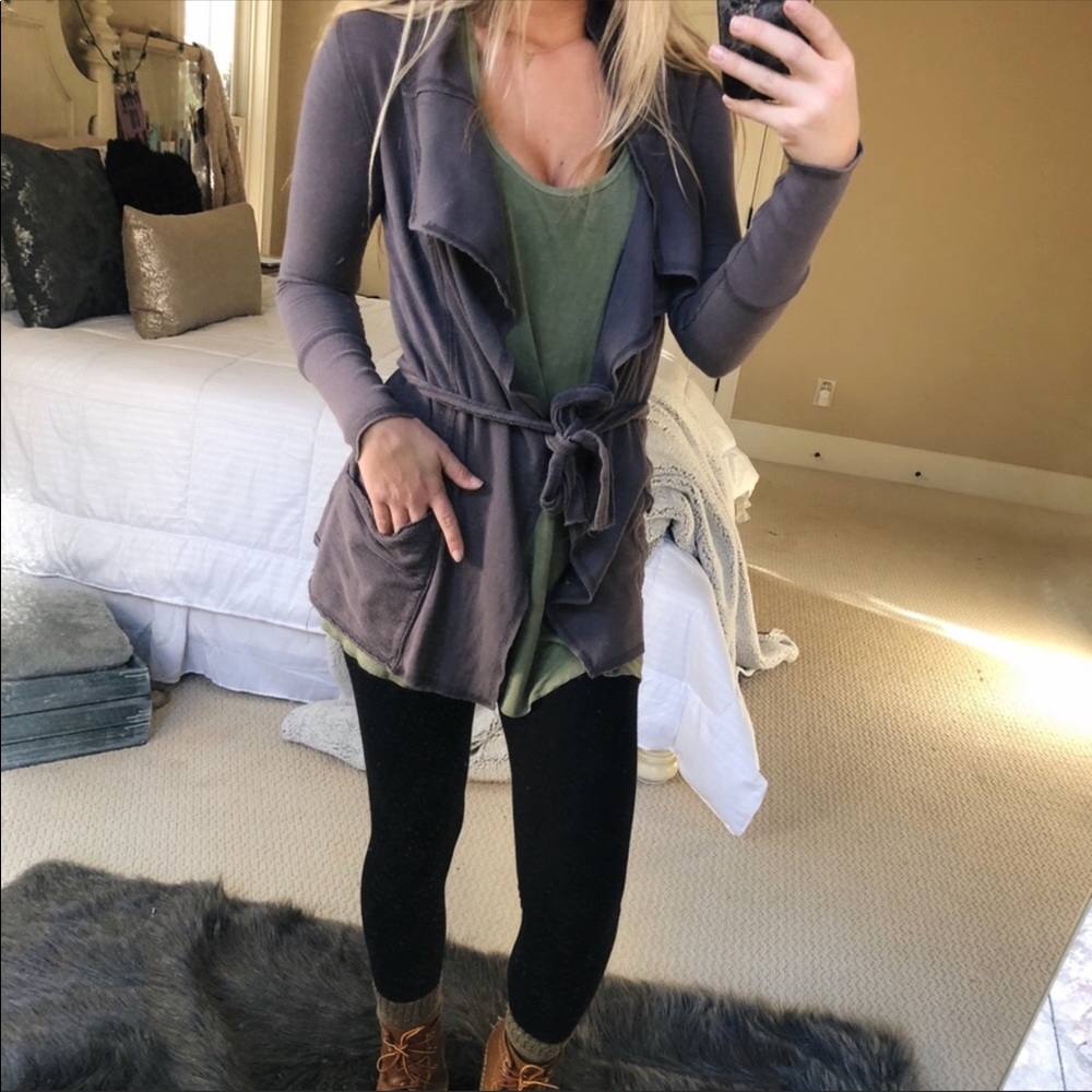Anthropologie cardigan 💕